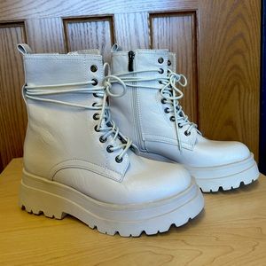 BRAND NEW! Cream Combat Boots